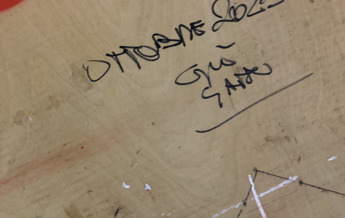 F-001 3020 rosso traffico (particolare)